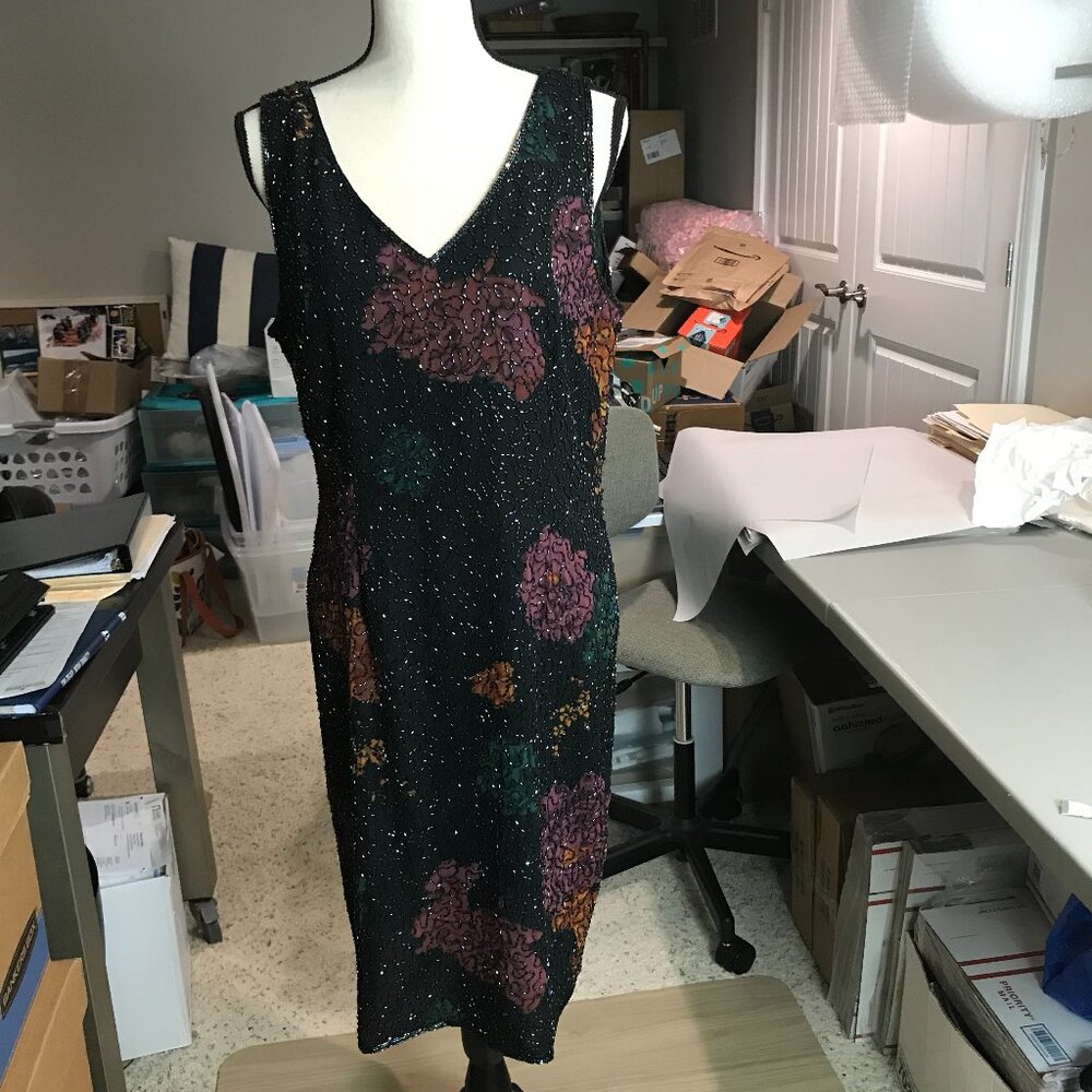 Women's JKARA Fully Beaded lined Dress Size L